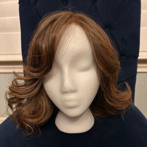 Manhattan by Belle Tress wig